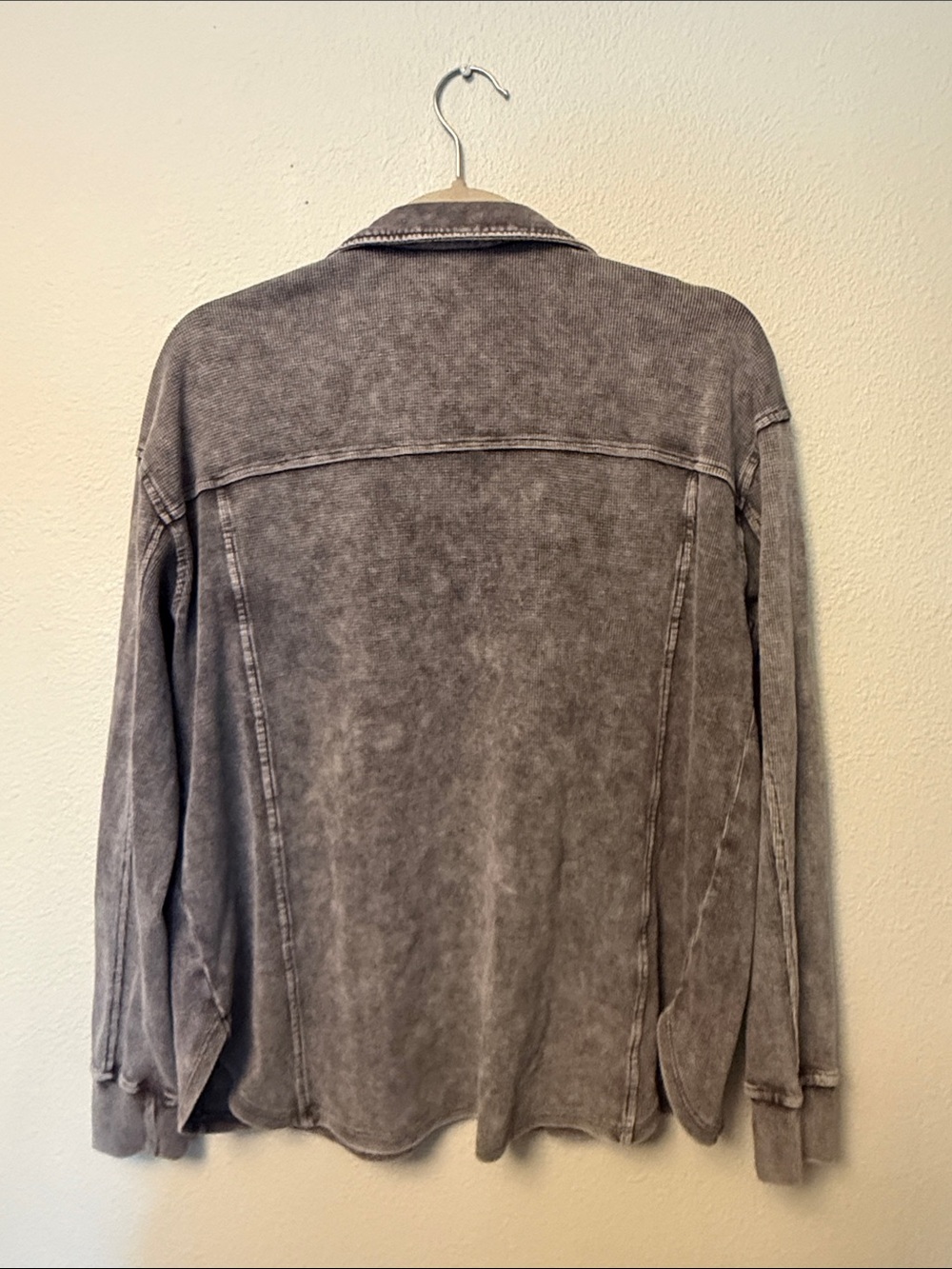 Jane and Delancey Washed Gray Button-Down Shirt Jacket - Picture 3 of 3